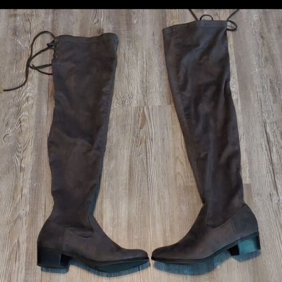JustFab grey abbie flat over the knee boots Sz 7 - Picture 1 of 6